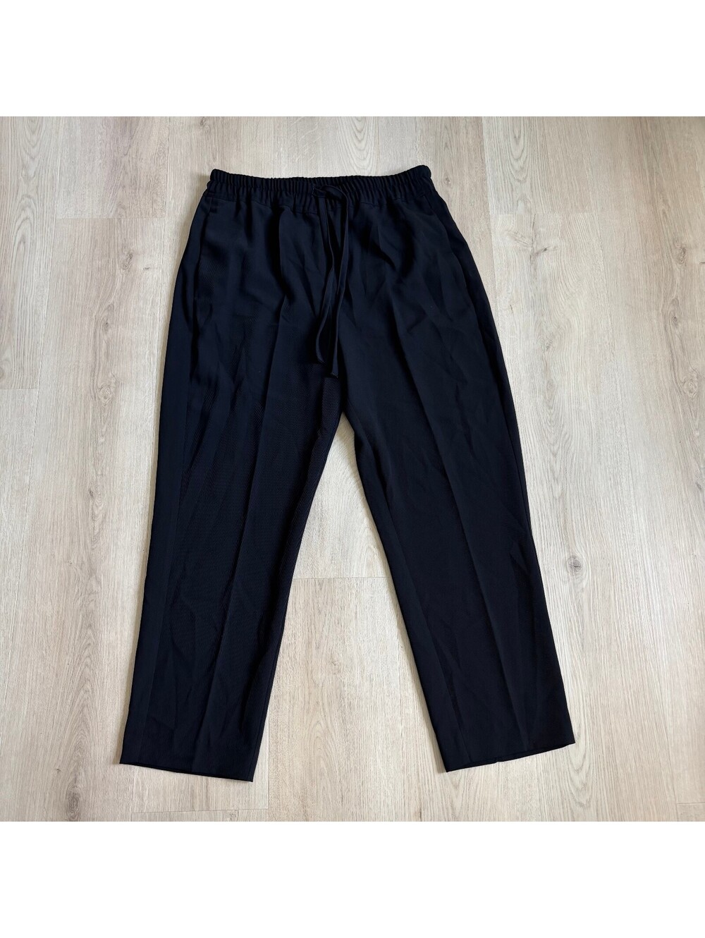 Reiss EUC Women's Black Pull On Drawstring Tapered Leg Size 8